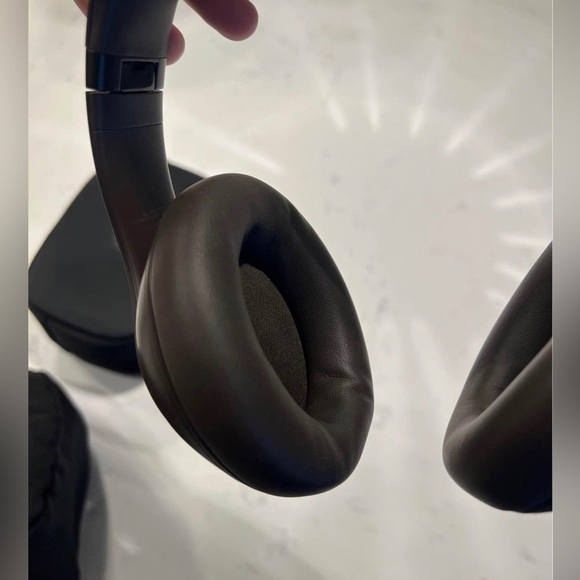 Beats Studio Pro - Picture 3 of 5